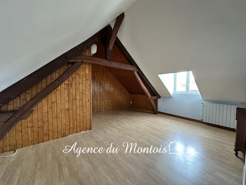 Maison - 192 m² - 6 pièces