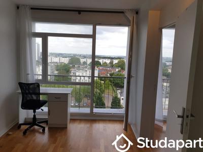 Chambre - 10 m² - 1 pièce