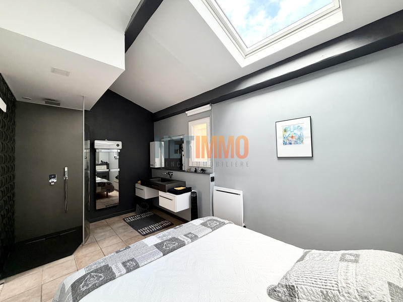 Maison - 140 m² - 5 pièces