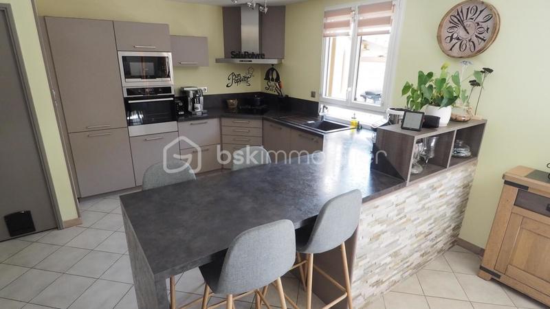 Maison - 106 m² - 6 pièces