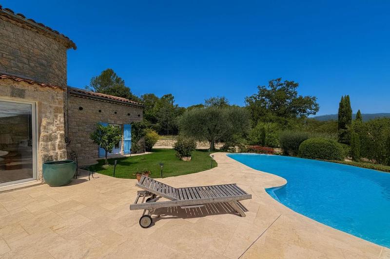 Maison - 150 m² - 4 pièces