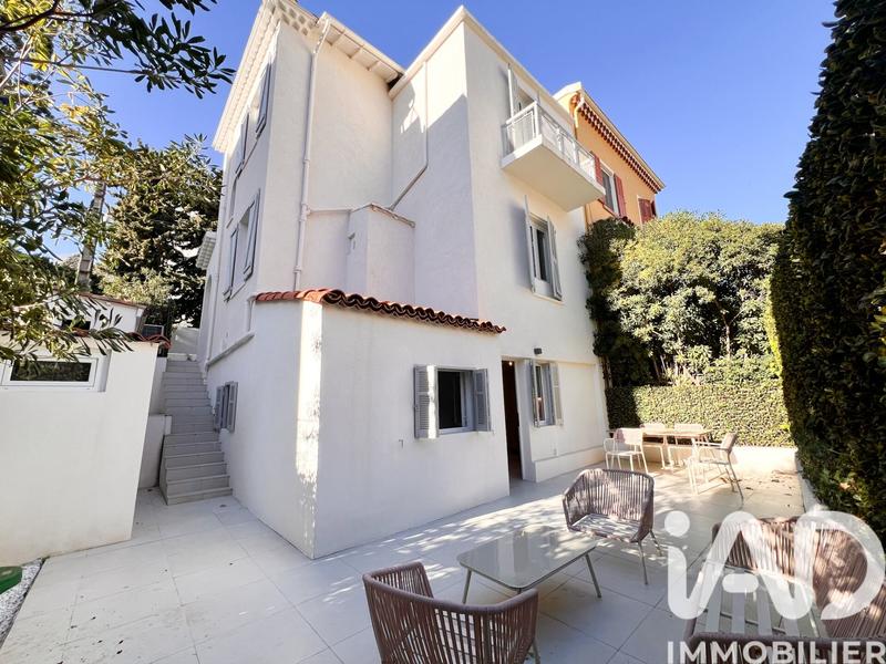 Appartement - 135 m² - 7 pièces