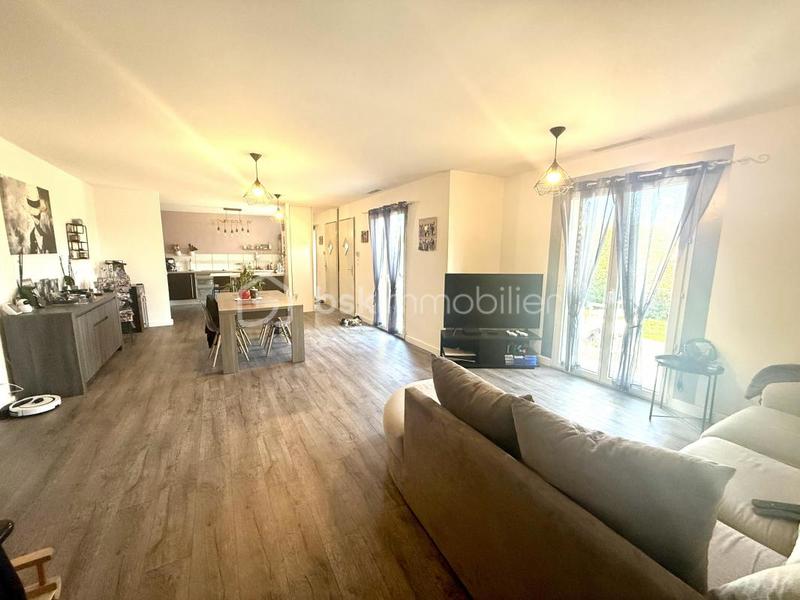 Maison - 110 m² - 5 pièces