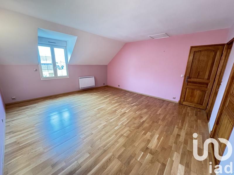 Maison - 203 m² - 9 pièces