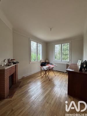 Maison - 101 m² - 5 pièces