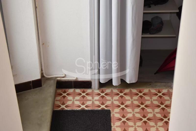 Maison - 248 m² - 10 pièces