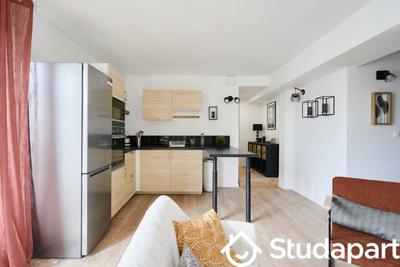 Chambre - 11 m² - 1 pièce