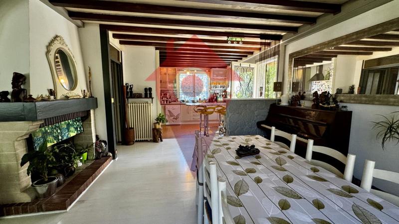 Maison - 129 m² - 6 pièces