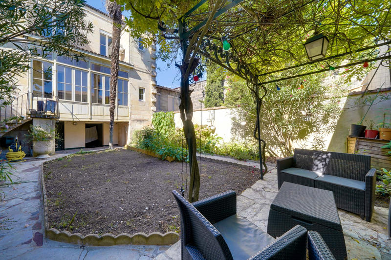 Maison - 200 m² - 8 pièces