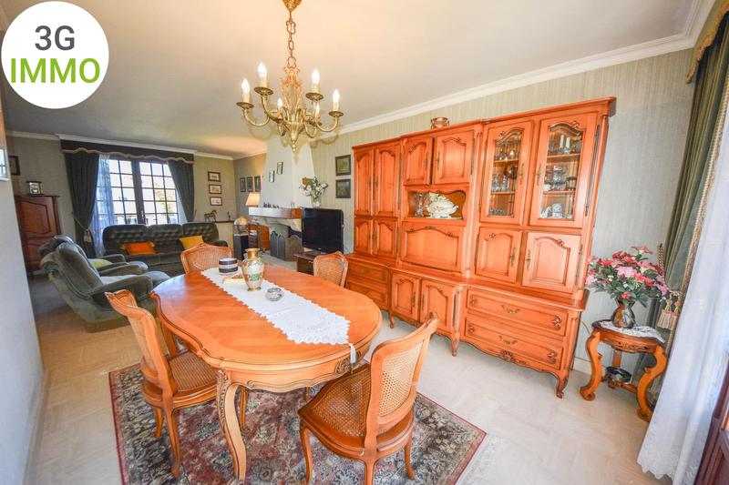Maison - 140 m² - 5 pièces