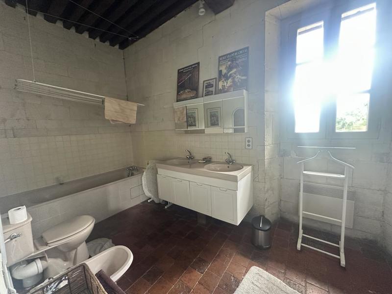 Maison - 420 m² - 12 pièces