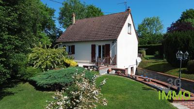 Maison traditionnelle - 80 m² - 4 pièces