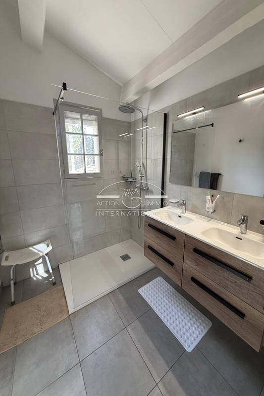 Villa - 150 m² - 6 pièces