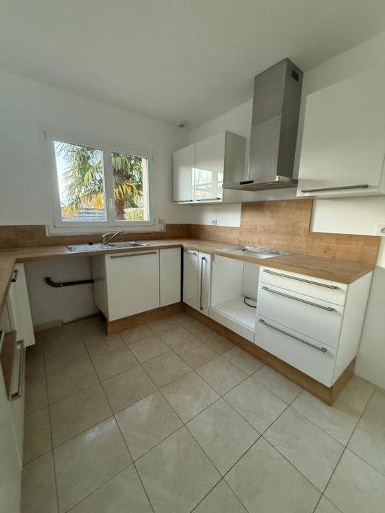 Maison - 93 m² - 4 pièces