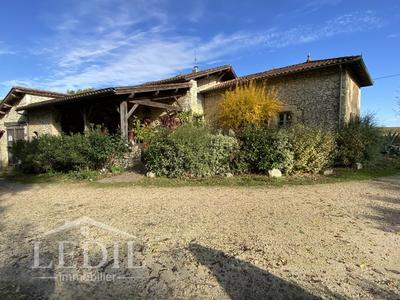 Propriété - 188 m² - 5 pièces