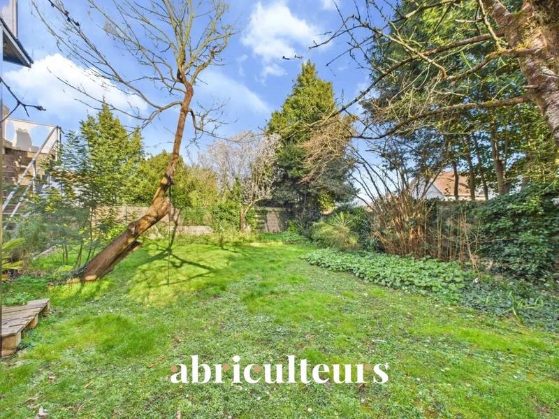 Appartement ancien - 230 m² - 9 pièces