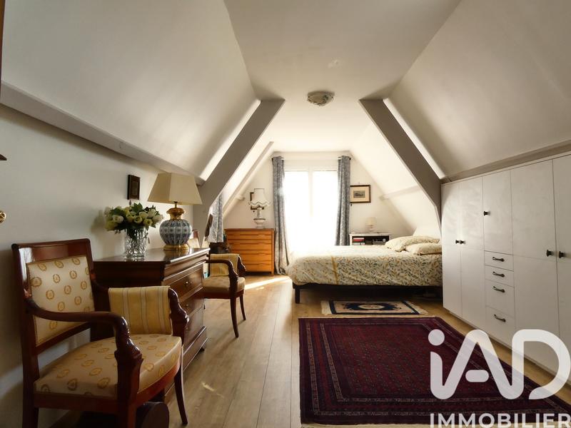 Maison - 174 m² - 6 pièces