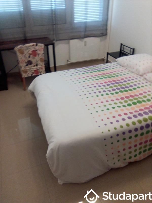 Chambre - 12 m² - 1 pièce