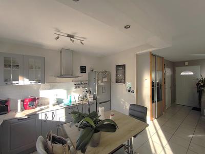 Villa - 96 m² - 5 pièces