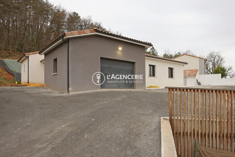 Villa - 120 m² - 5 pièces