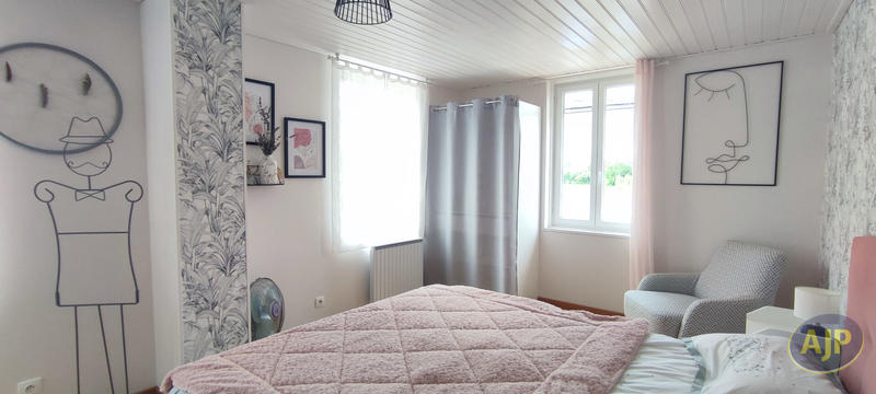 Maison - 155 m² - 6 pièces