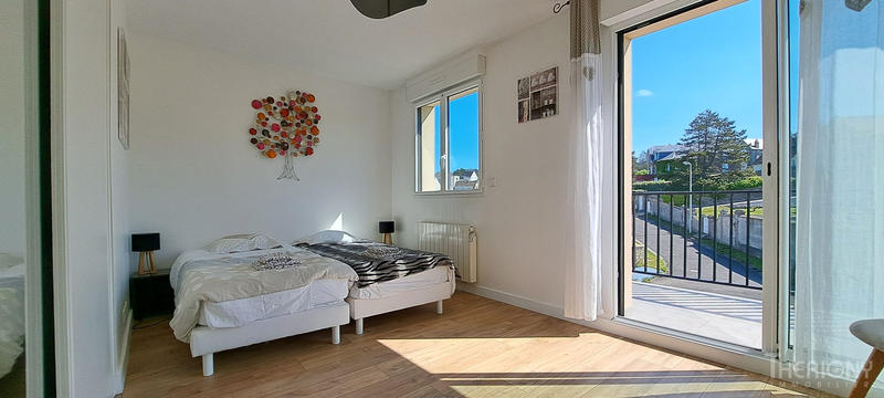 Appartement - 94 m² - 4 pièces