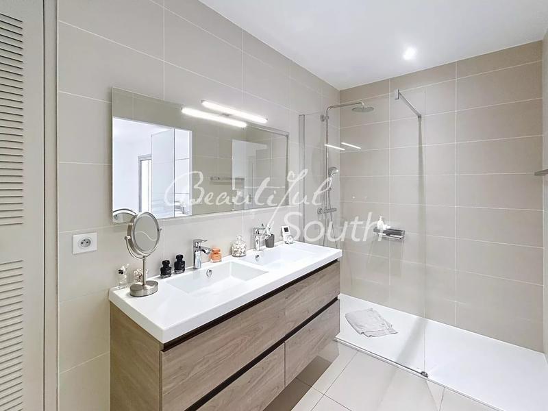 Maison - 155 m² - 6 pièces