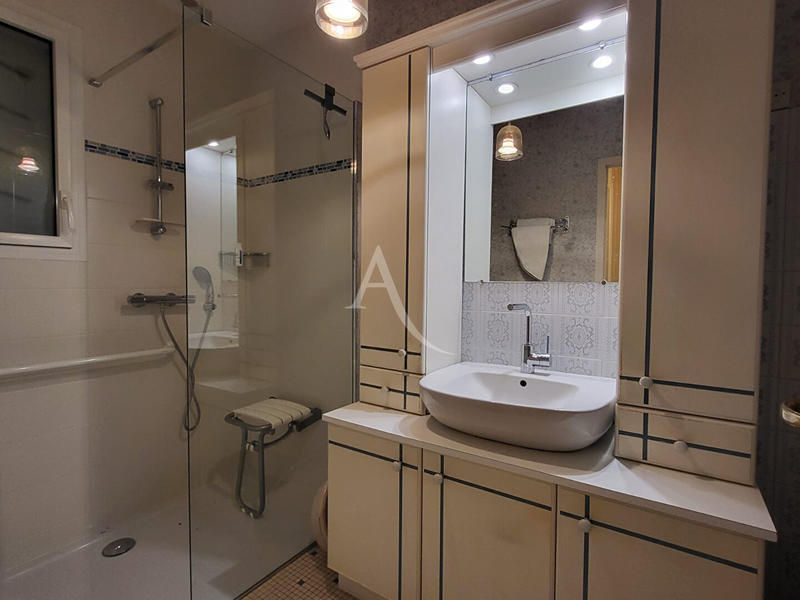 Maison - 86 m² - 5 pièces