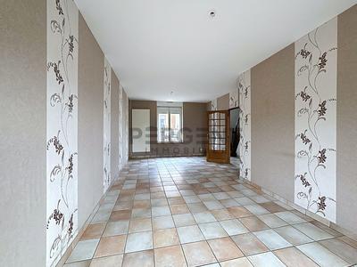 Maison - 111 m² - 6 pièces