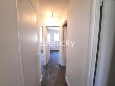 Appartement - 65 m² - 4 pièces