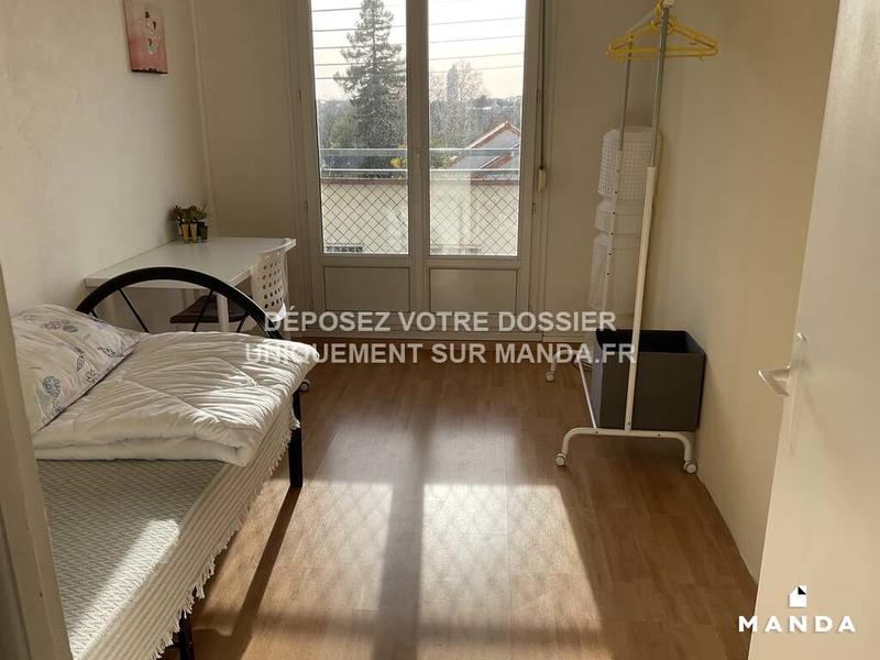 Chambre - 15 m² - 4 pièces