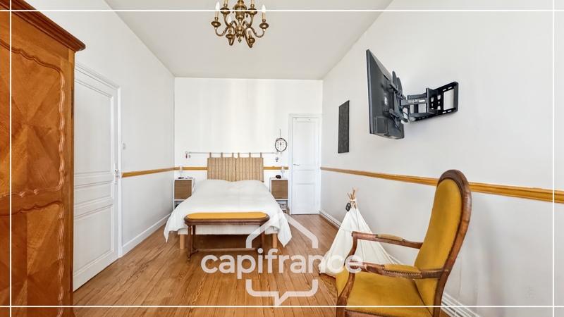 Maison bourgeoise - 254 m² - 5 pièces