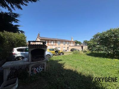 Maison - 221 m² - 9 pièces