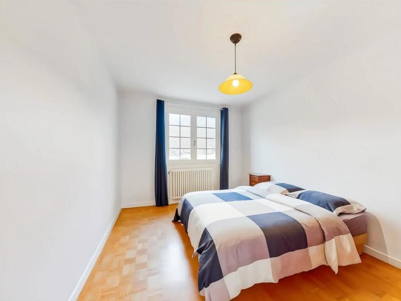 Maison - 180 m² - 7 pièces