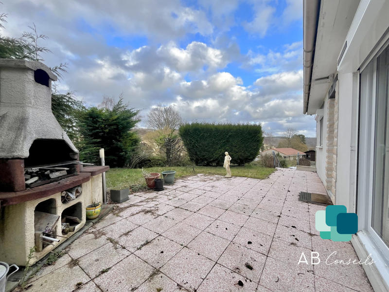 Maison - 95 m² - 5 pièces