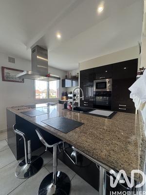 Maison - 114 m² - 6 pièces