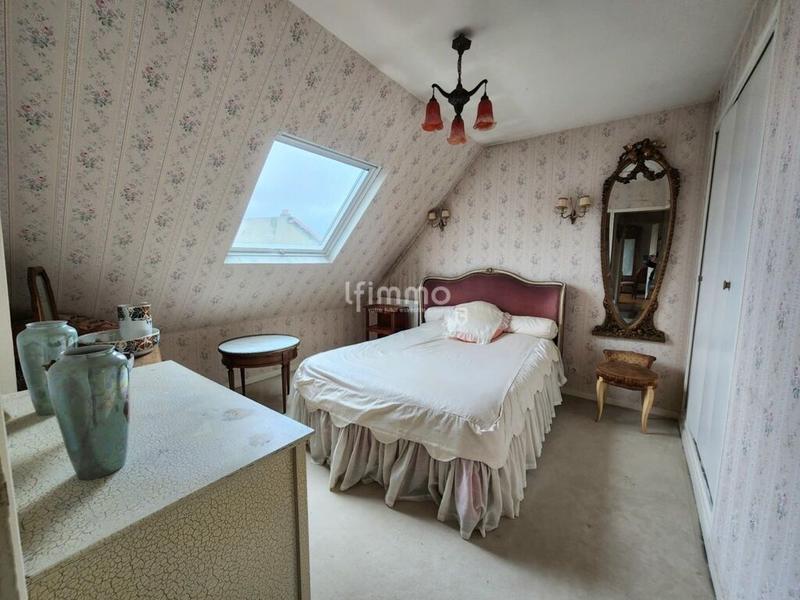 Pavillon - 155 m² - 9 pièces