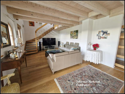 Maison - 142 m² - 5 pièces