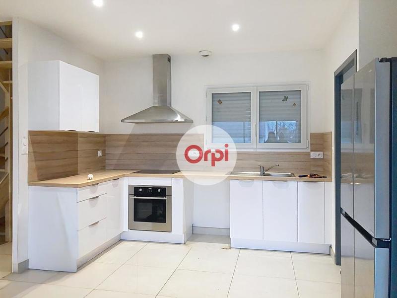 Maison - 101 m² - 5 pièces