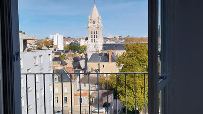 Appartement - 93 m² - 4 pièces