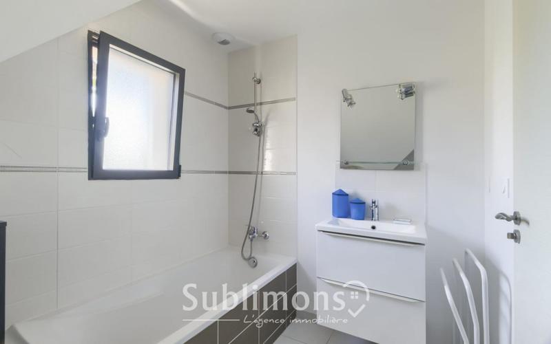 Maison - 122 m² - 6 pièces