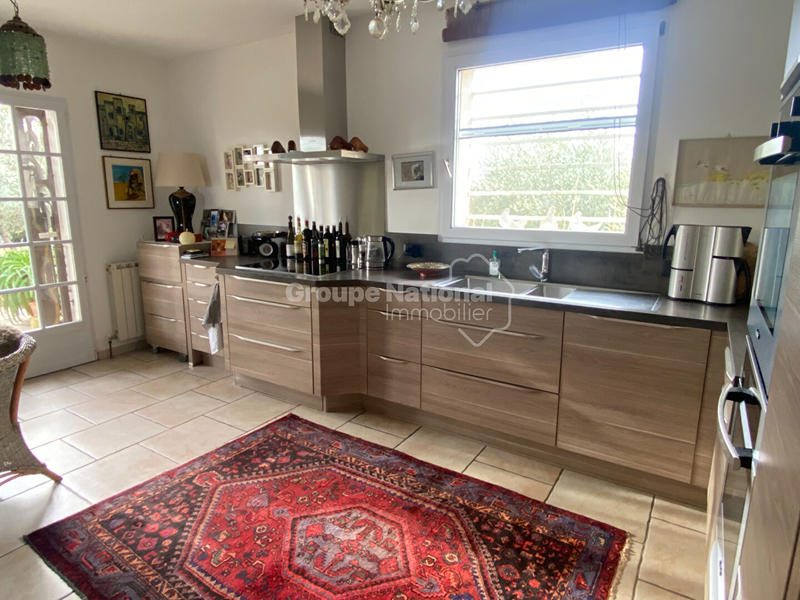 Villa - 230 m² - 6 pièces