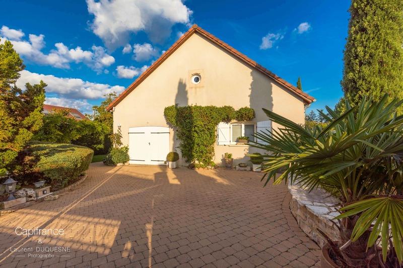 Maison - 166 m² - 7 pièces