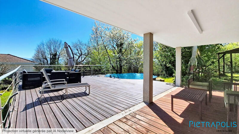 Maison - 183 m² - 6 pièces