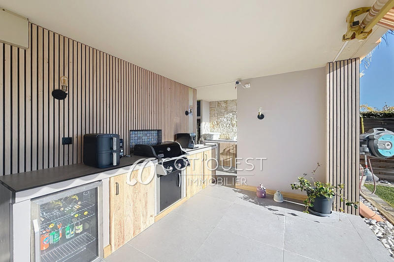 Appartement - 81 m² - 4 pièces