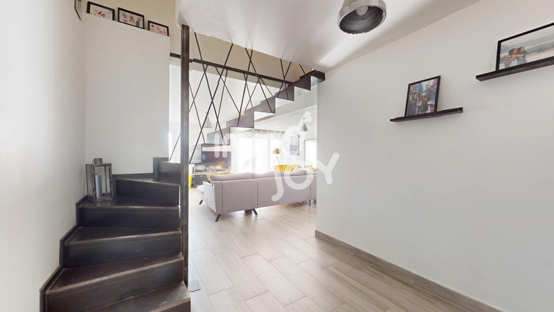 Maison - 133 m² - 6 pièces