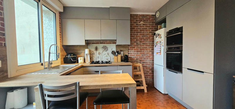 Maison - 147 m² - 7 pièces