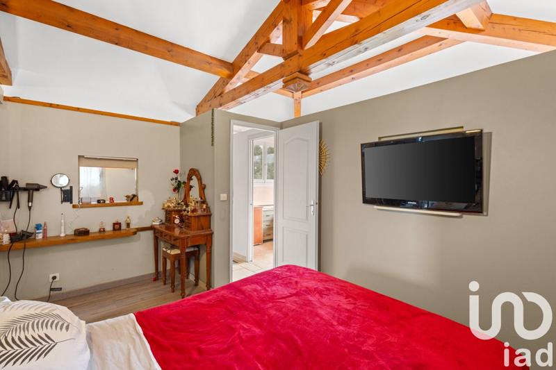 Maison - 250 m² - 7 pièces