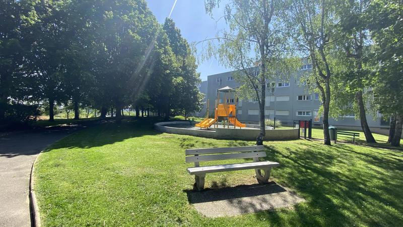 Appartement - 84 m² - 4 pièces