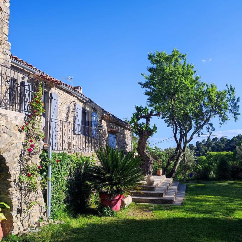 Mas - 175 m² - 6 pièces